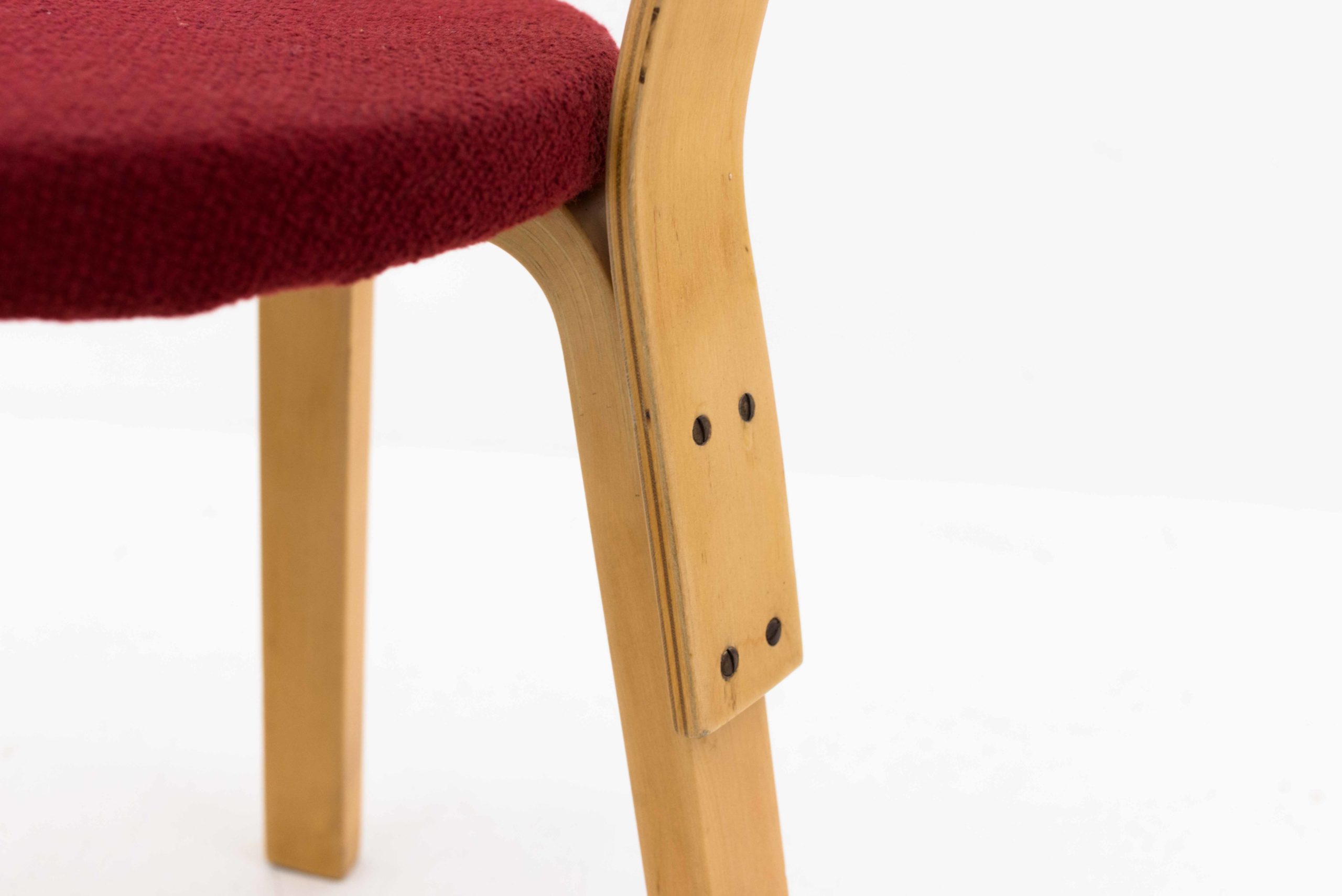 Alvar Aalto Chair 65 von Artek-8