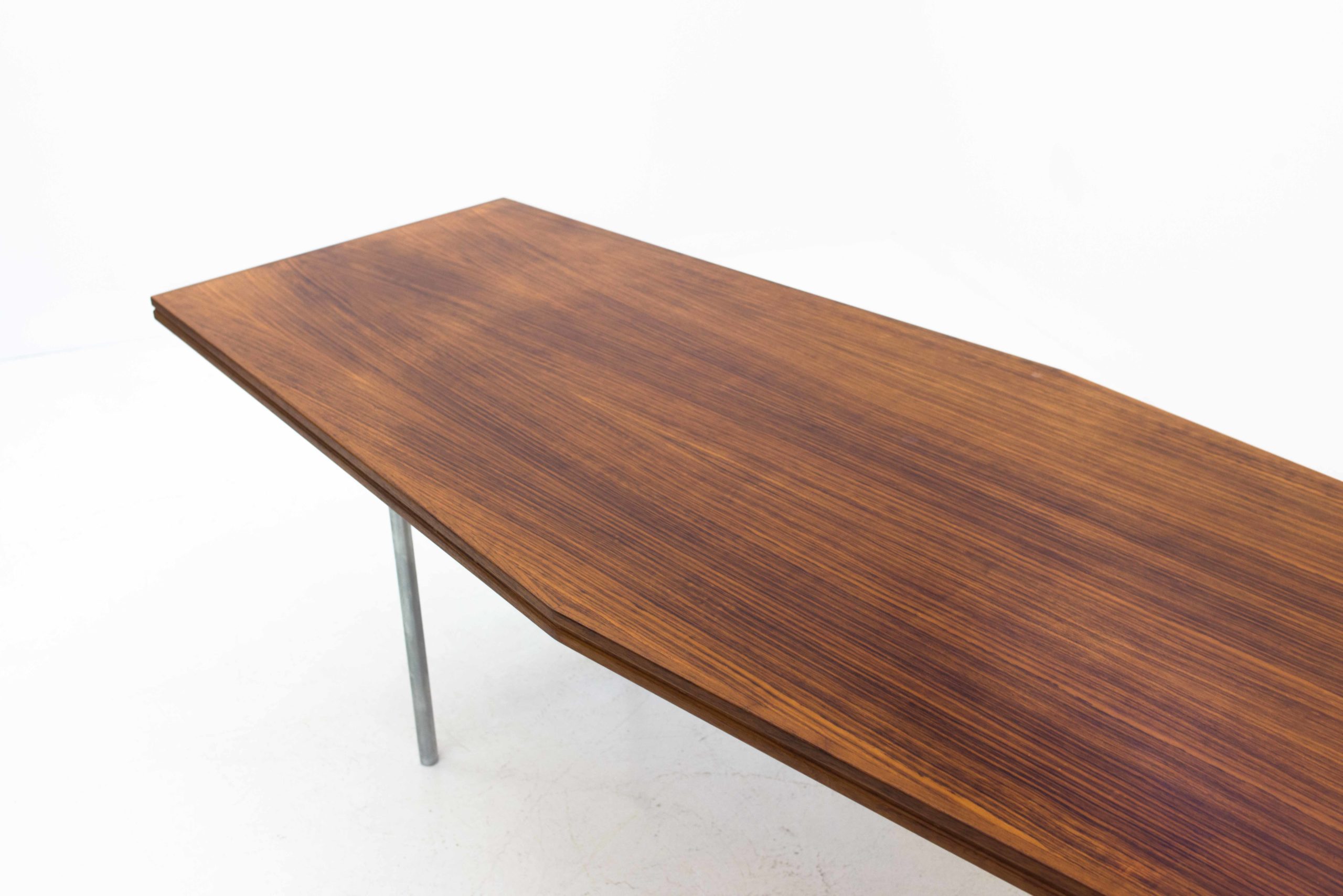 Eleganter 1960er Jahre Tisch aus Palisander-6
