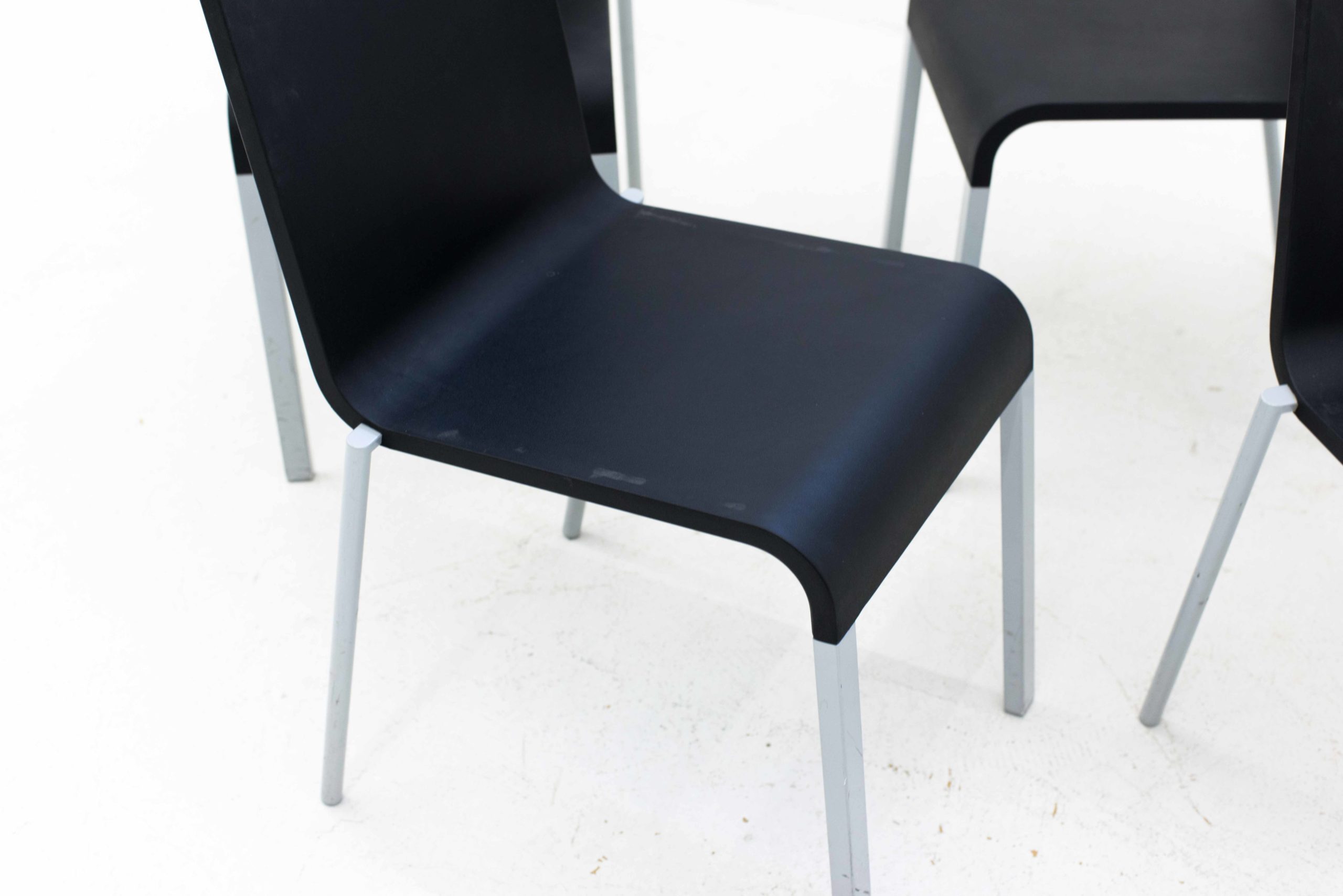 Vitra .03 Stühle von Maarten Van Severen  in Schwarz-4