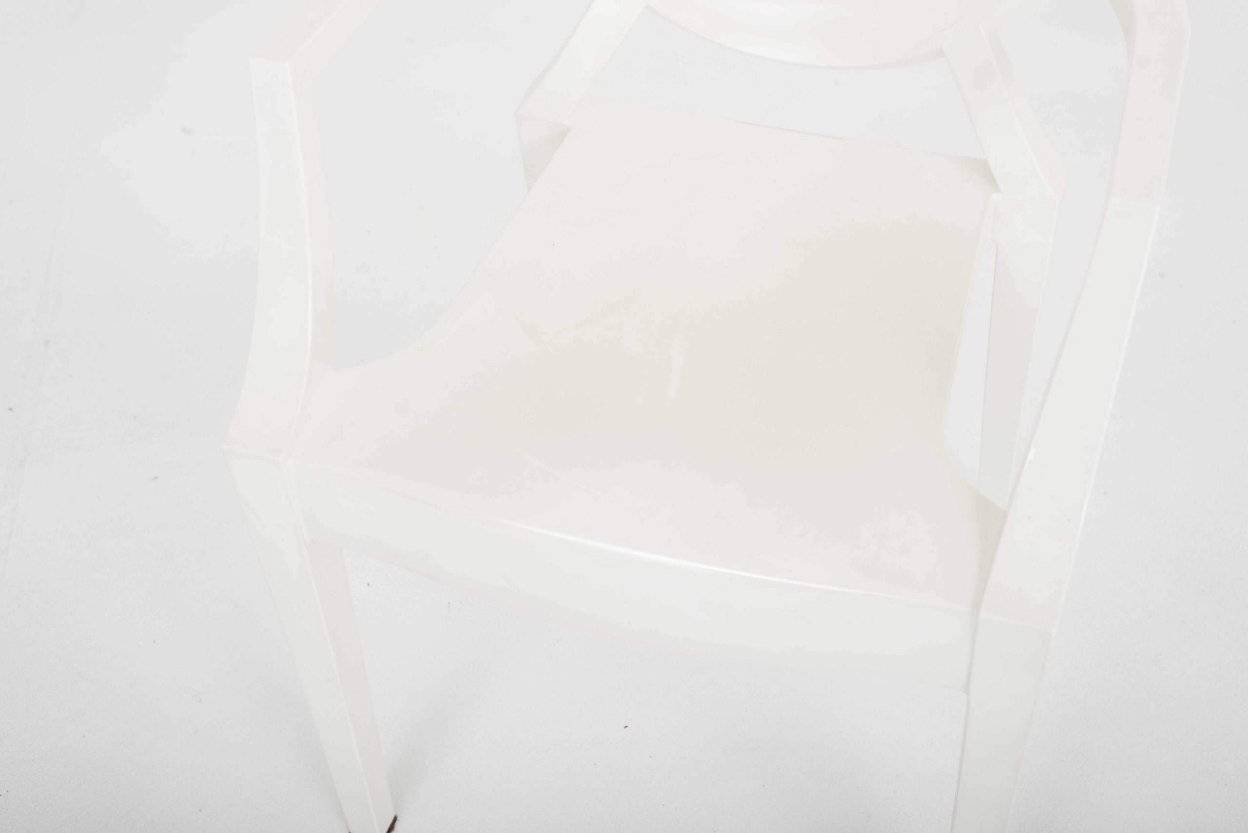 Philippe Starck Louis Ghost Stuhl von Kartell-7