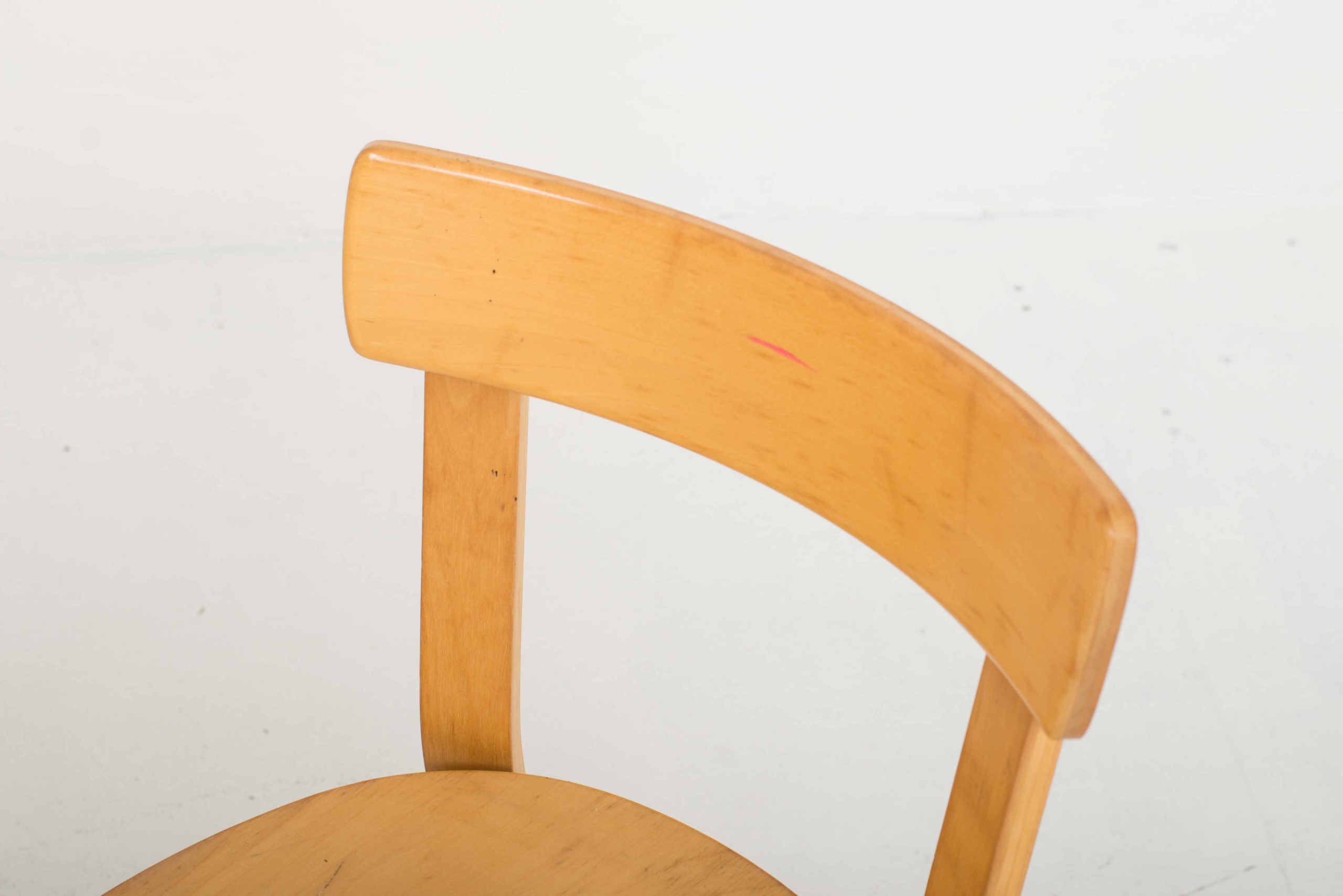 Alvar Aalto Chair 69 von Artek &#8211; in verschiedenen Setgrössen-11
