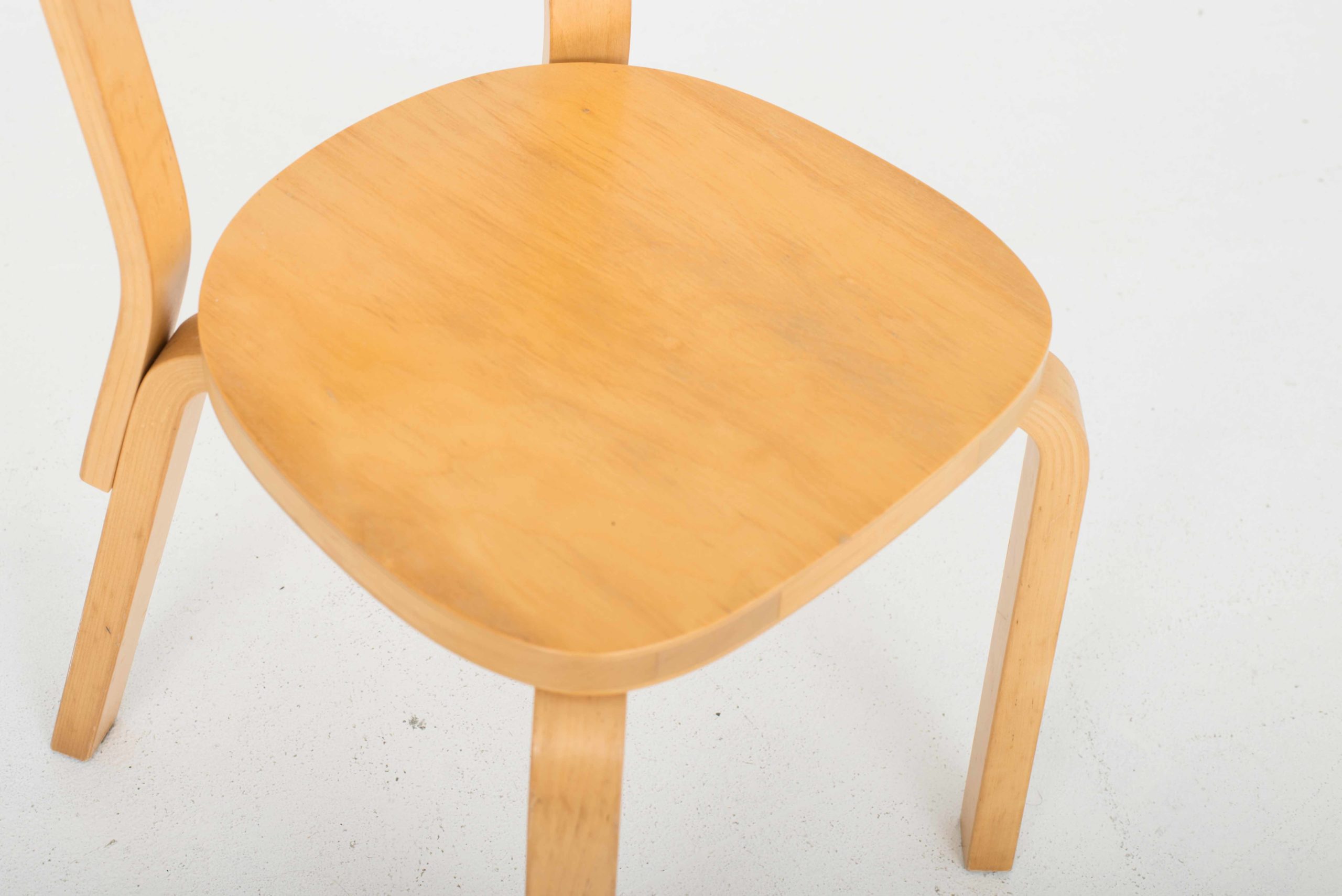 Alvar Aalto Chair 69 von Artek &#8211; in verschiedenen Setgrössen-6