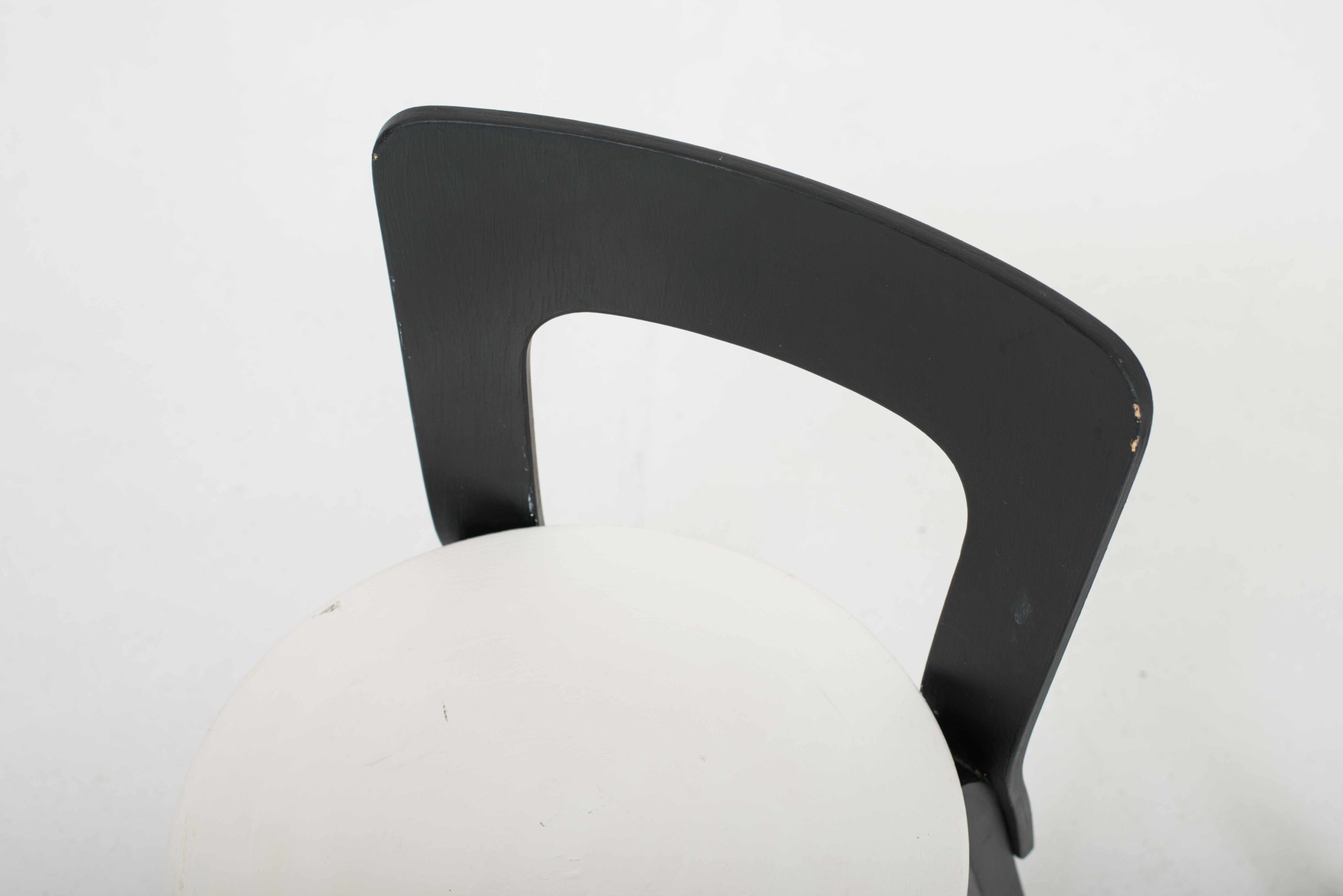 Artek Chair 65 von Alvar Aalto, im Zweierset-3