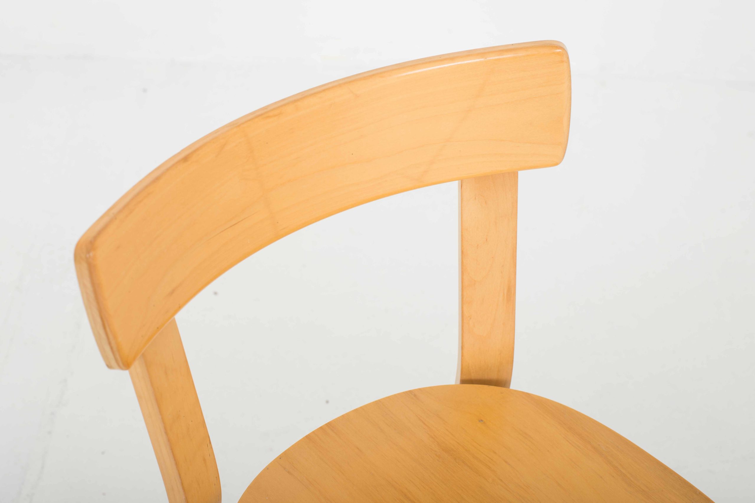 Alvar Aalto Chair 69 von Artek &#8211; in verschiedenen Setgrössen-7