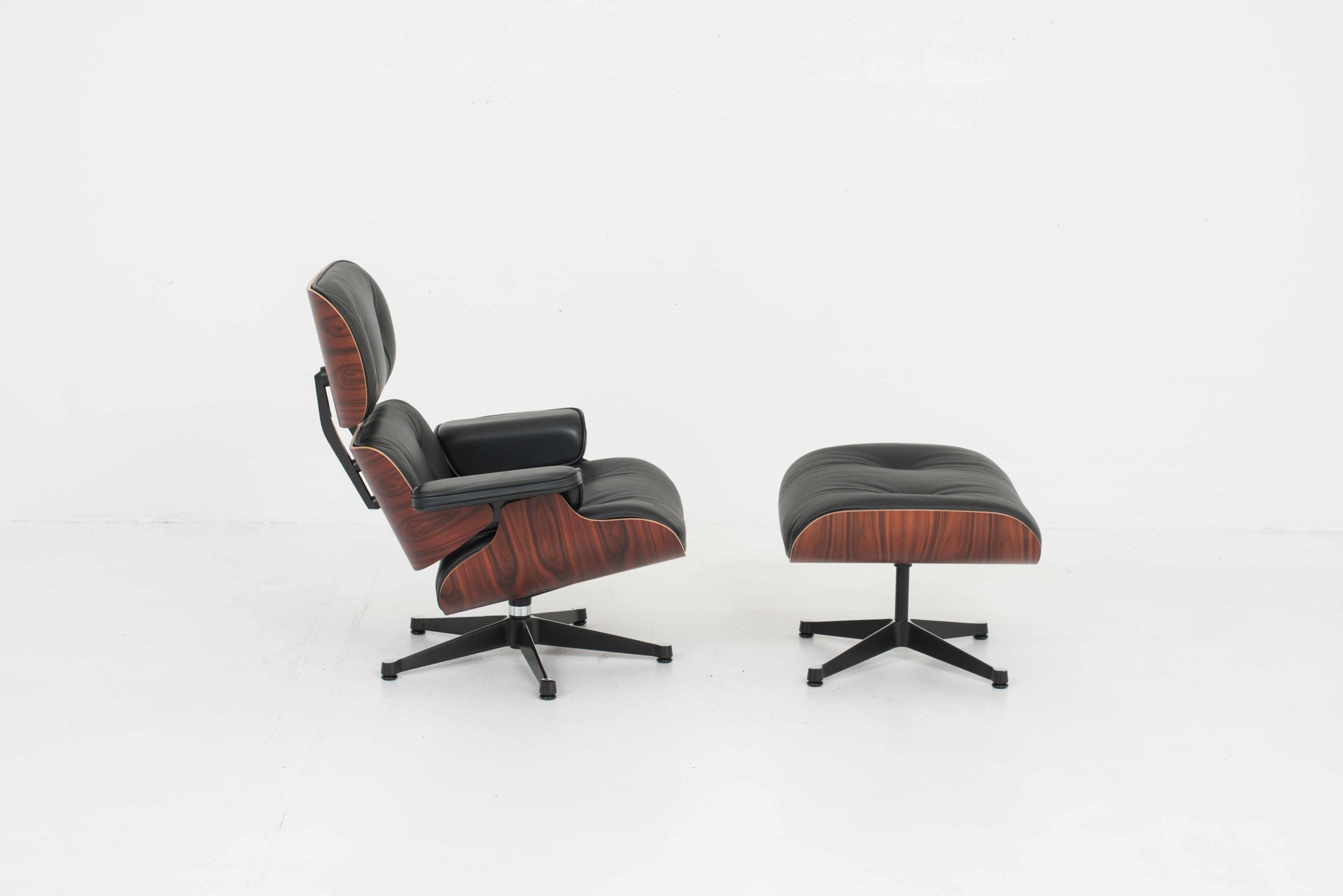 Charles &amp; Ray Eames 670 Lounge Chair von Vitra, klassische Masse &#8211; Neu-0