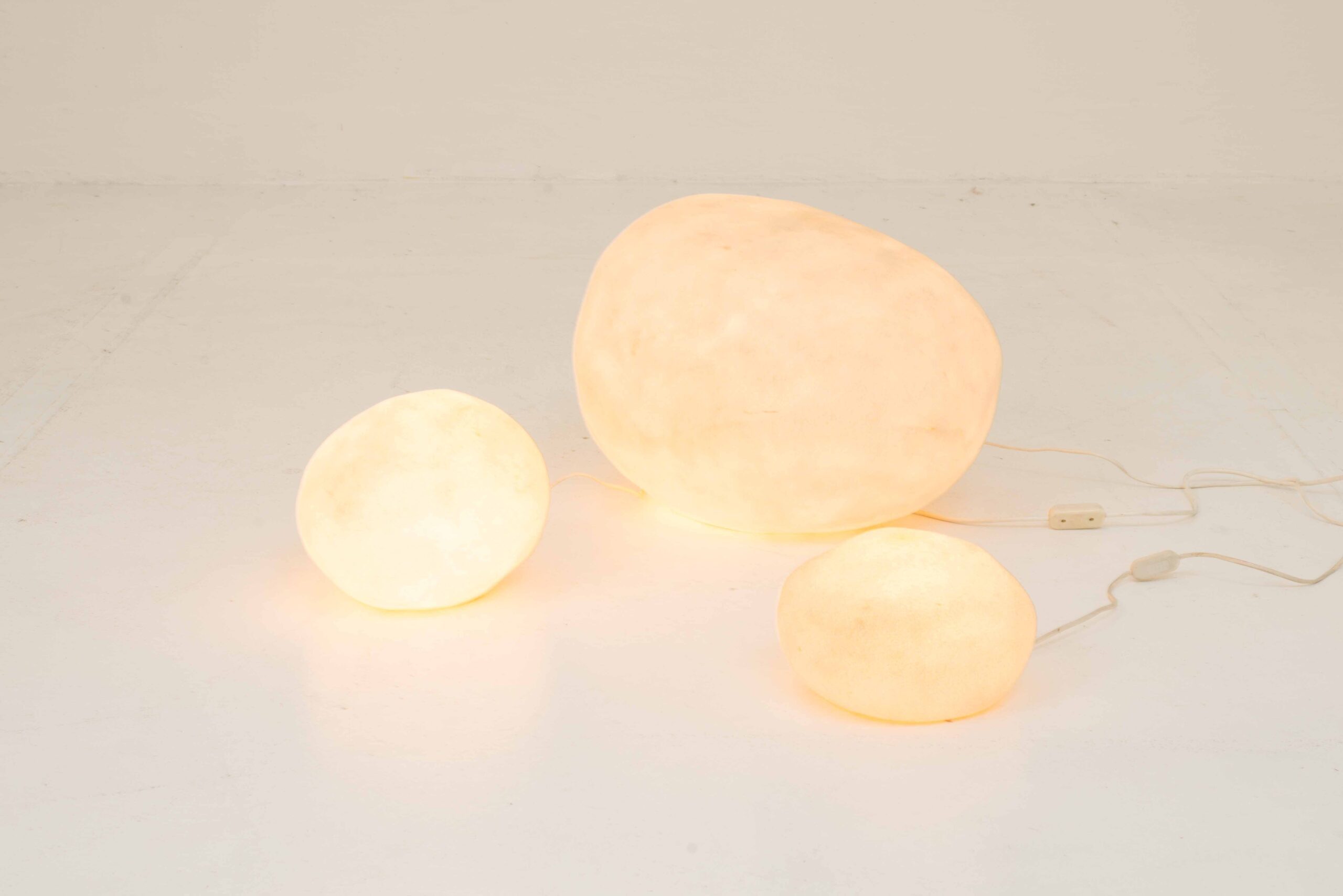 Atelier A / Singleton Moonrock Lampen von André Cazenave &#8211; in verschiedenen Grössen-3