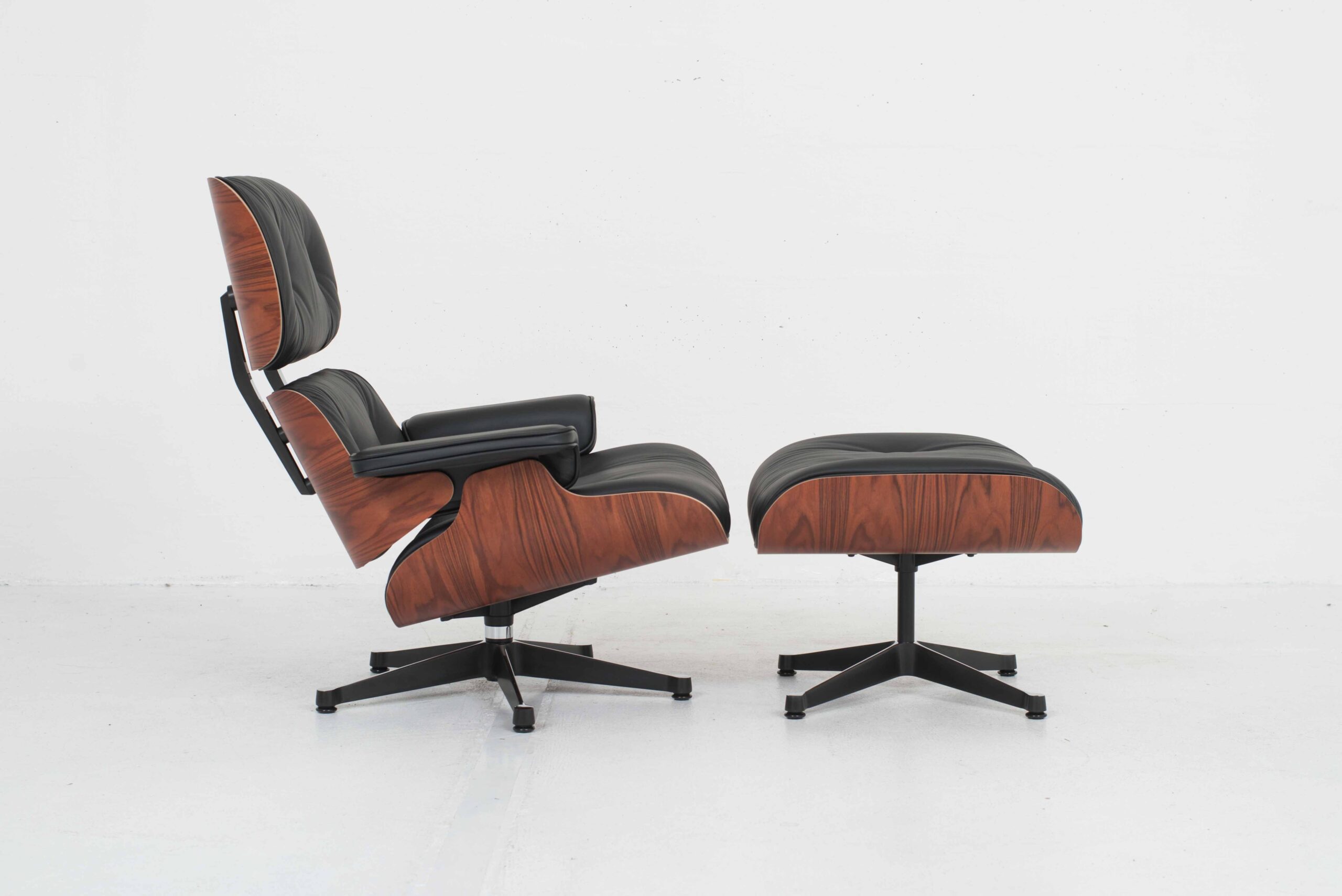 Charles &amp; Ray Eames 670 Lounge Chair und Ottoman von Vitra, XL Palisander-3