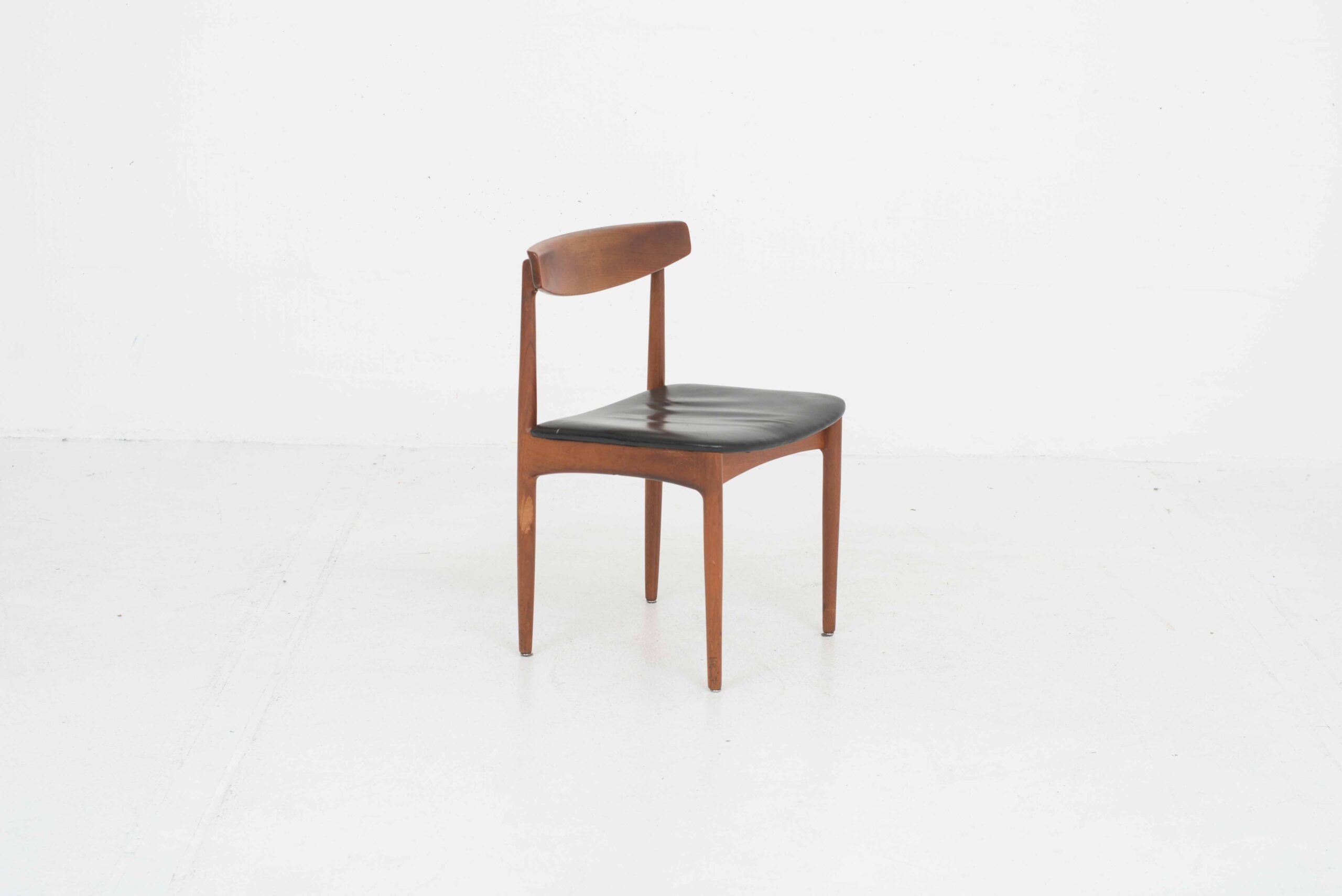 Dänische 1960er Jahre Stühle aus Teak &#8211; in verschiedenen Setgrössen-1