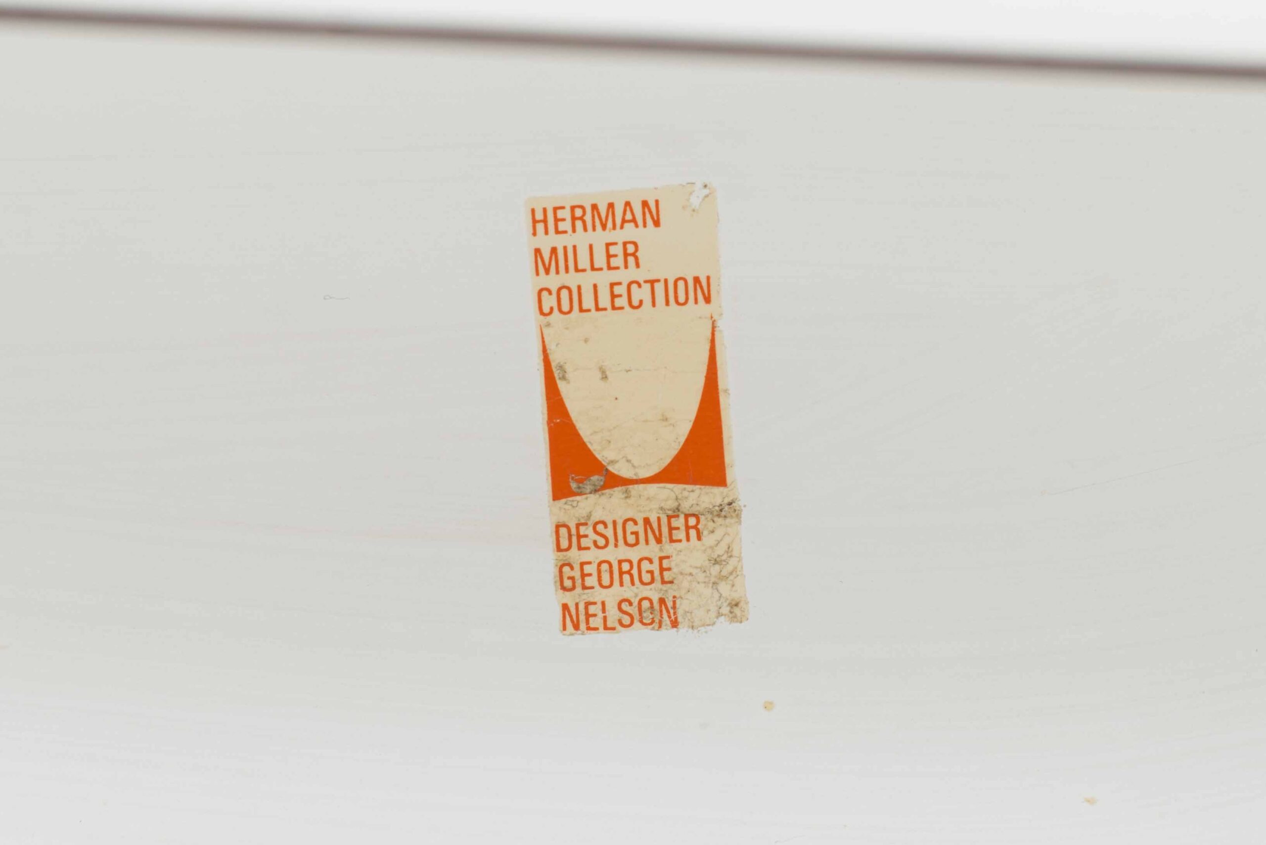 Herman Miller Pedestal Esstisch von George Nelson in Weiss-8