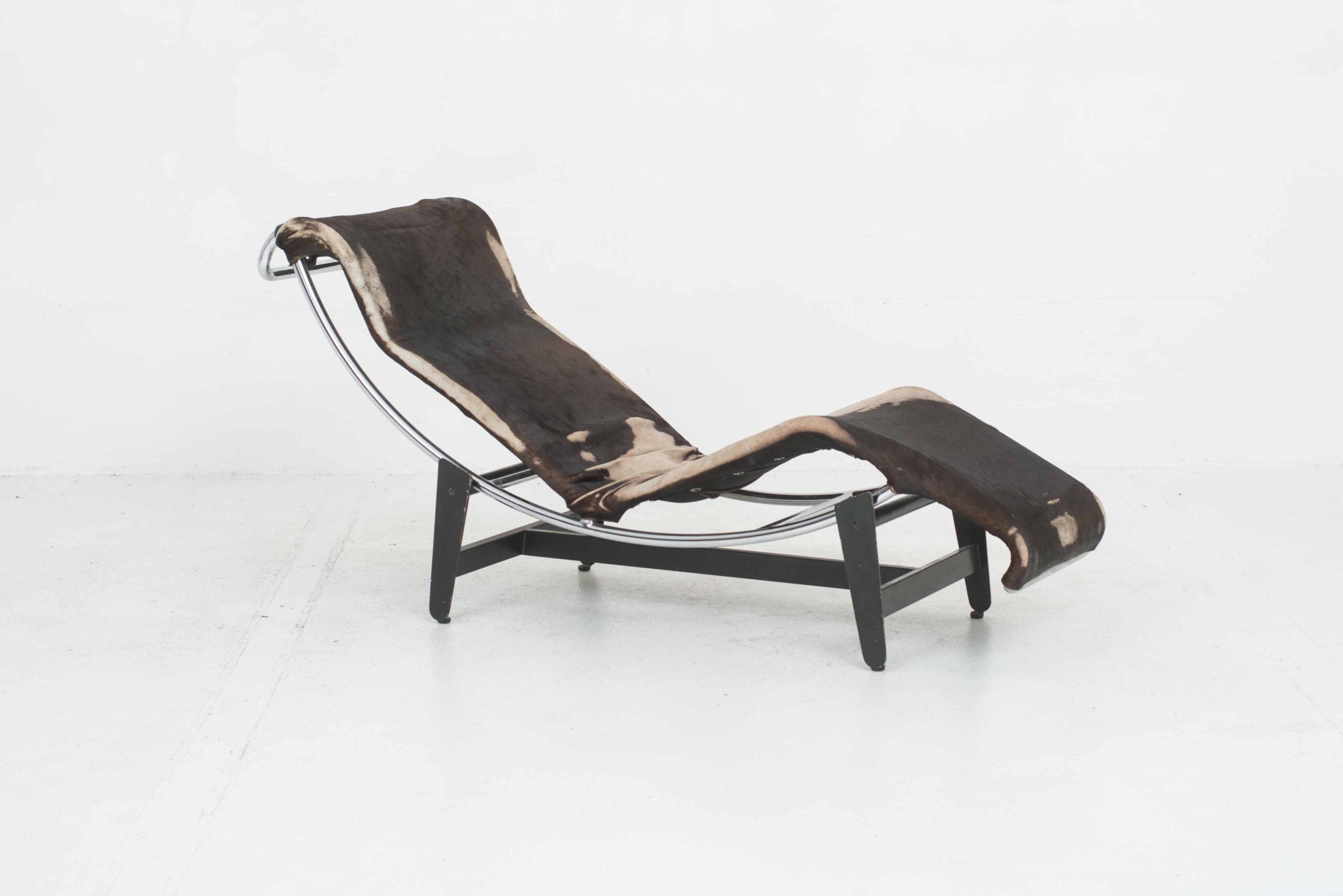 Le Corbusier LC4 Chaise Longue von Embru-1