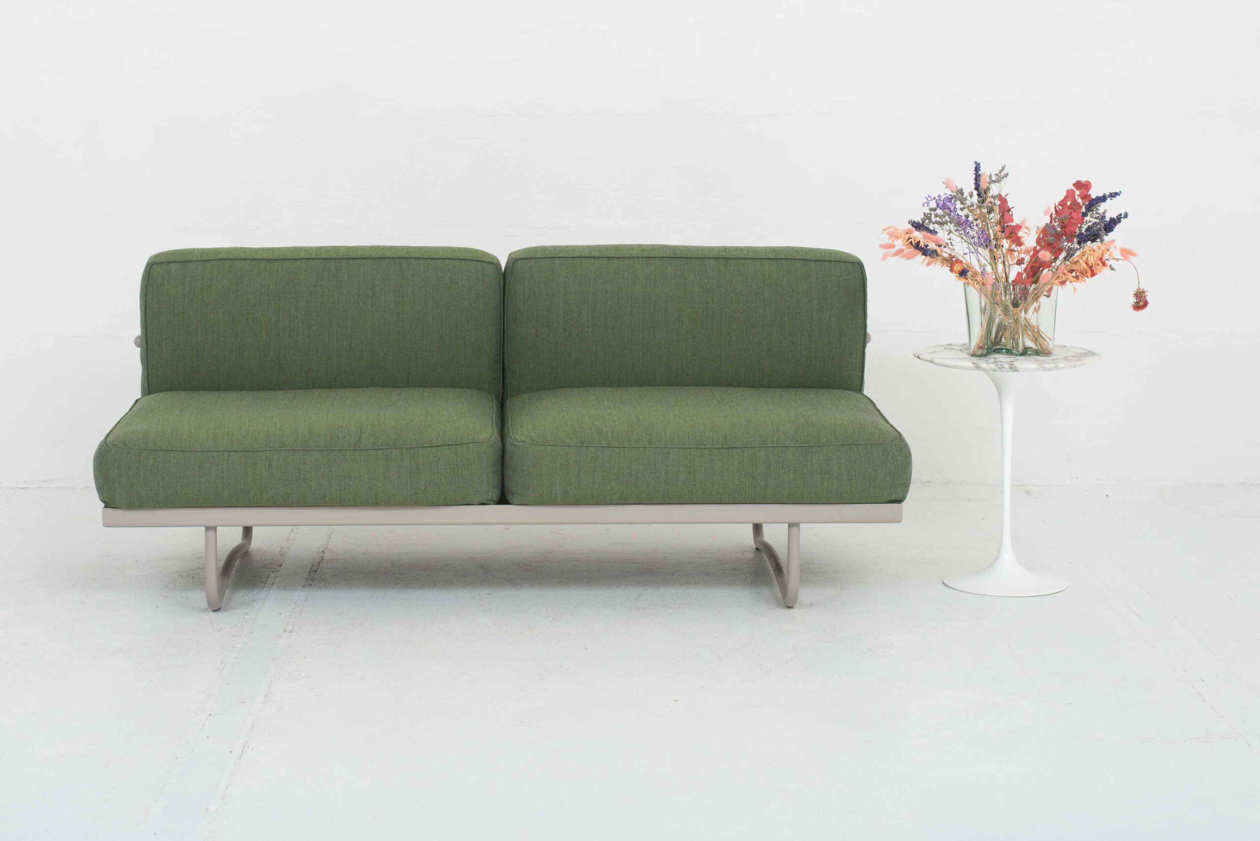 Le Corbusier LC5 Sofa von Cassina in Grün-0