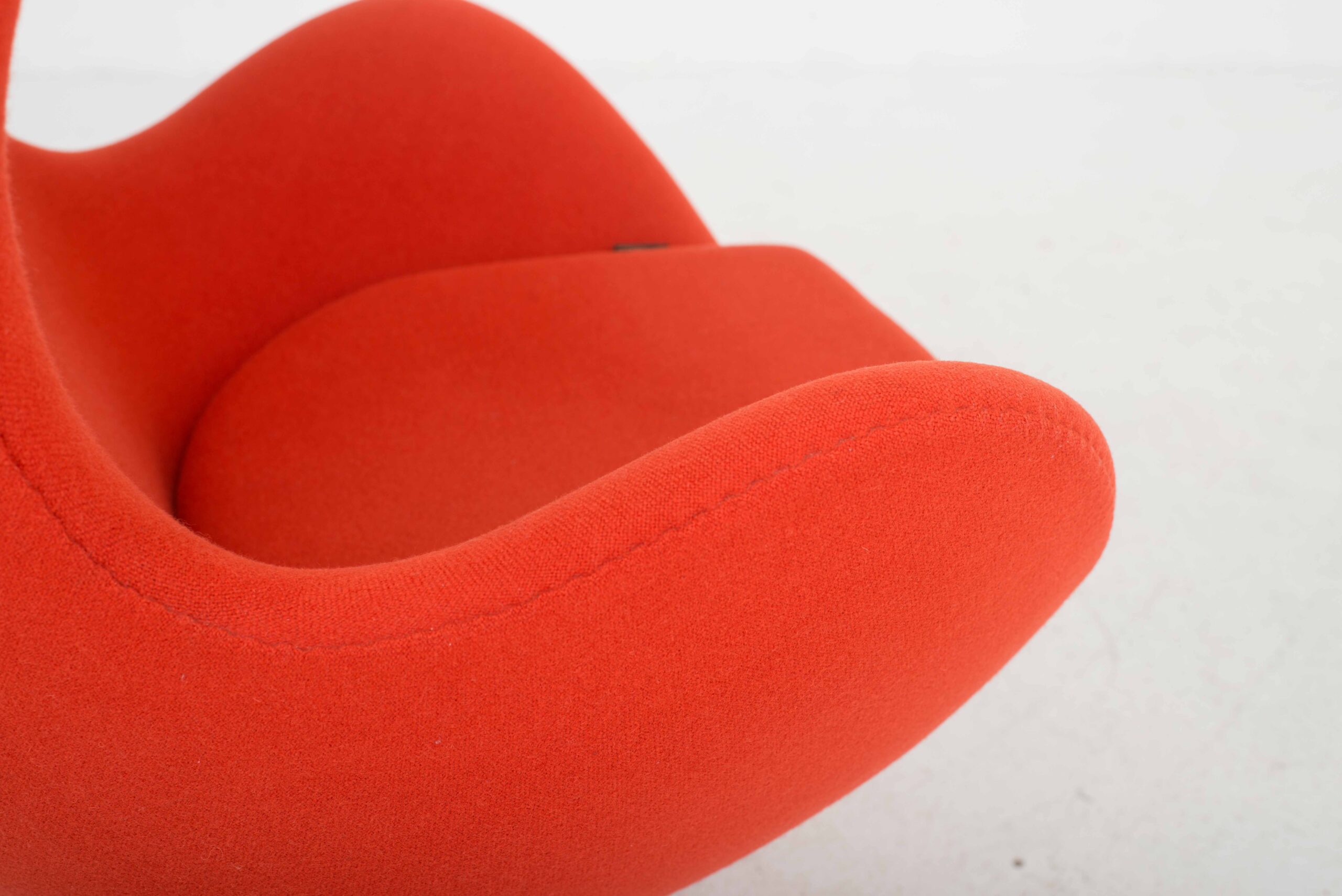 Fritz Hansen Egg Chair von Arne Jacobsen in Orange-6
