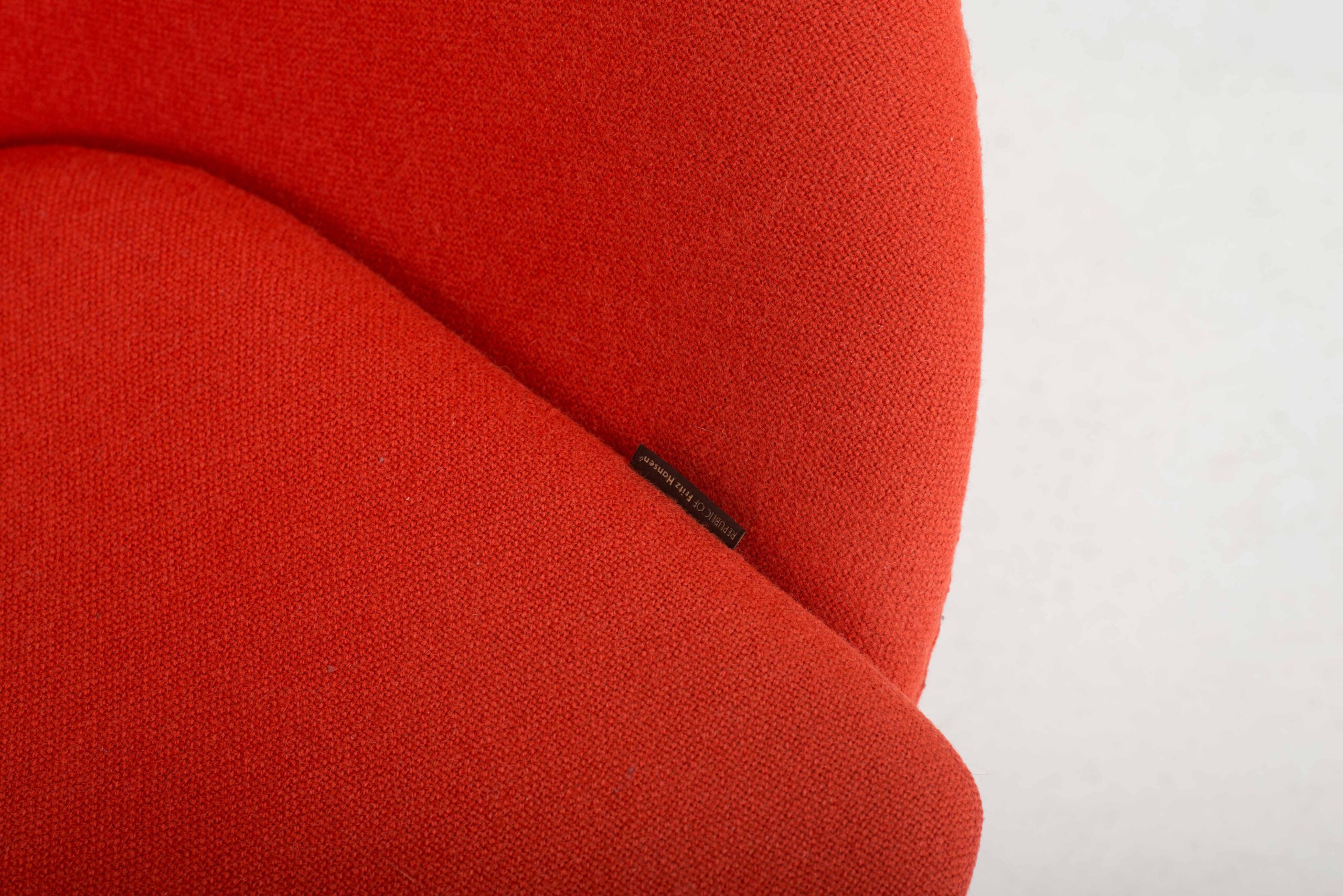 Fritz Hansen Egg Chair von Arne Jacobsen in Orange-8