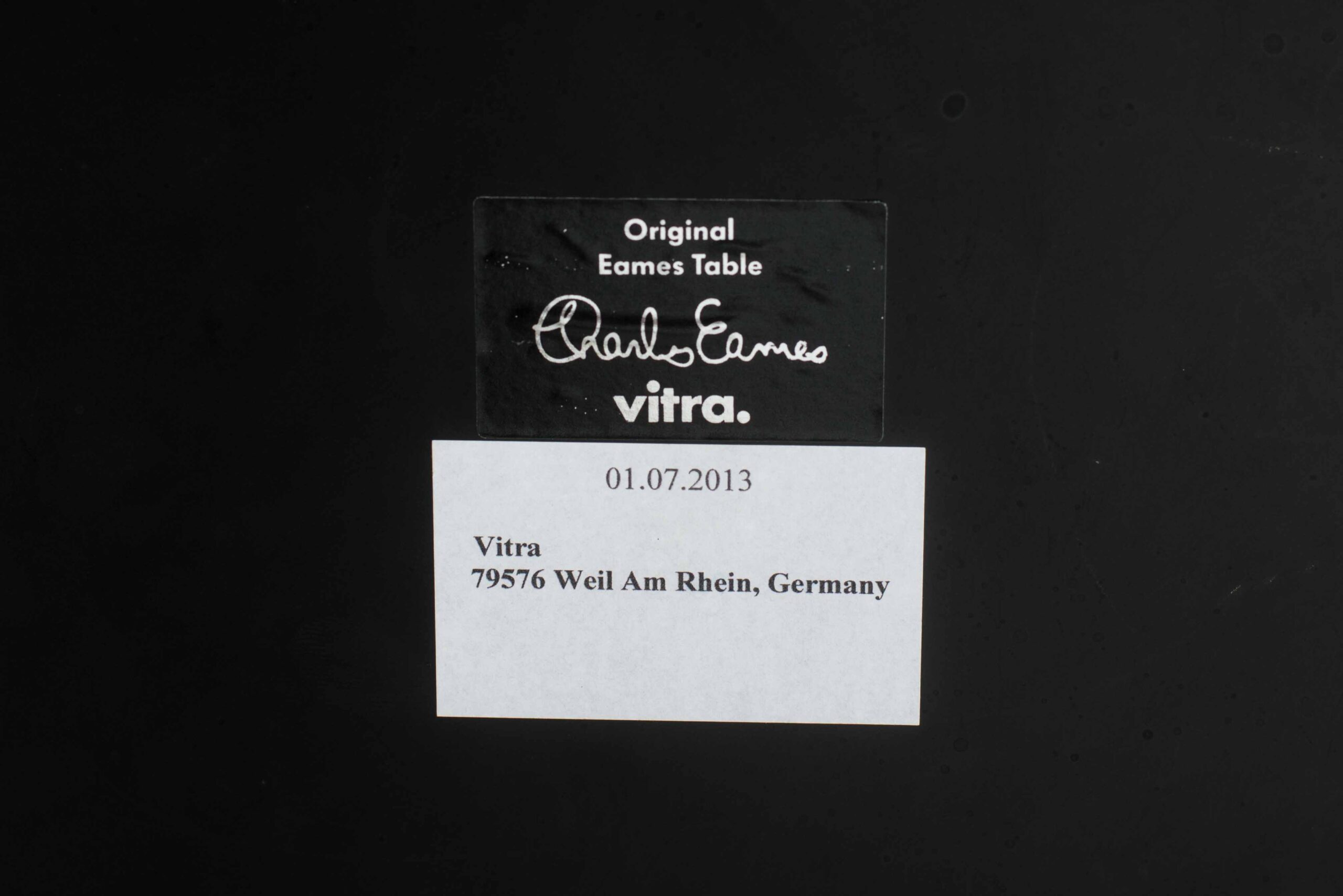 Vitra Elliptical Table ETR von Charles &amp; Ray Eames in Schwarz-9
