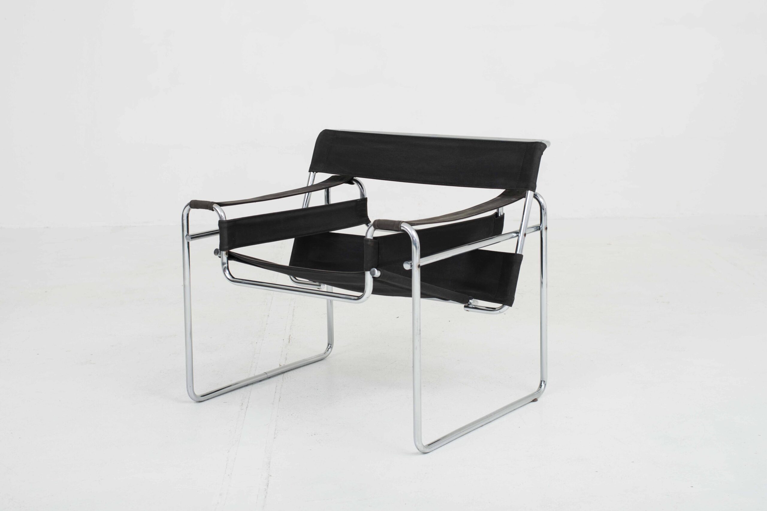 Gavina / Knoll Wassily Chair von Marcel Breuer-1