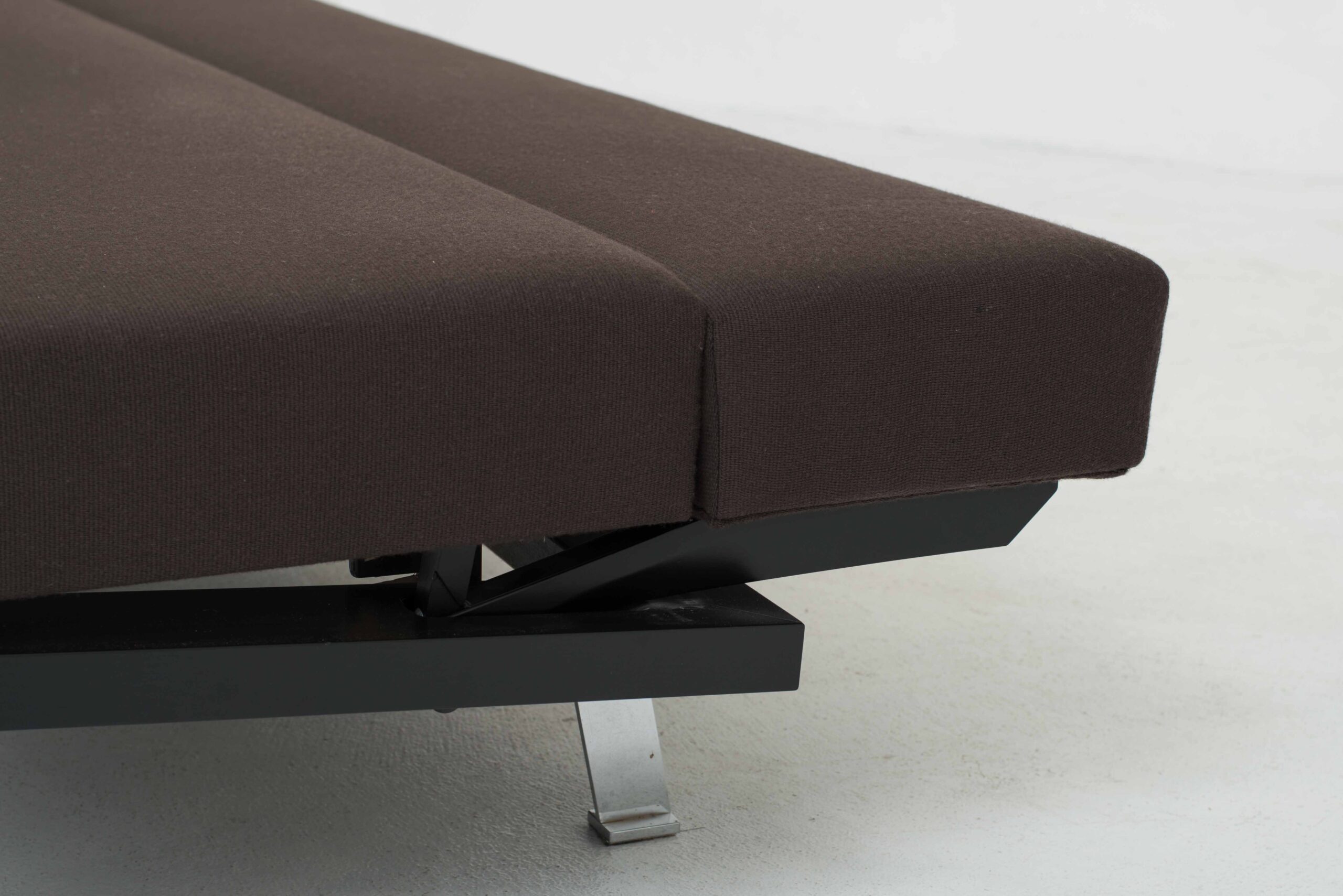 Hugo Peter HP58 Sofa / Daybed-6
