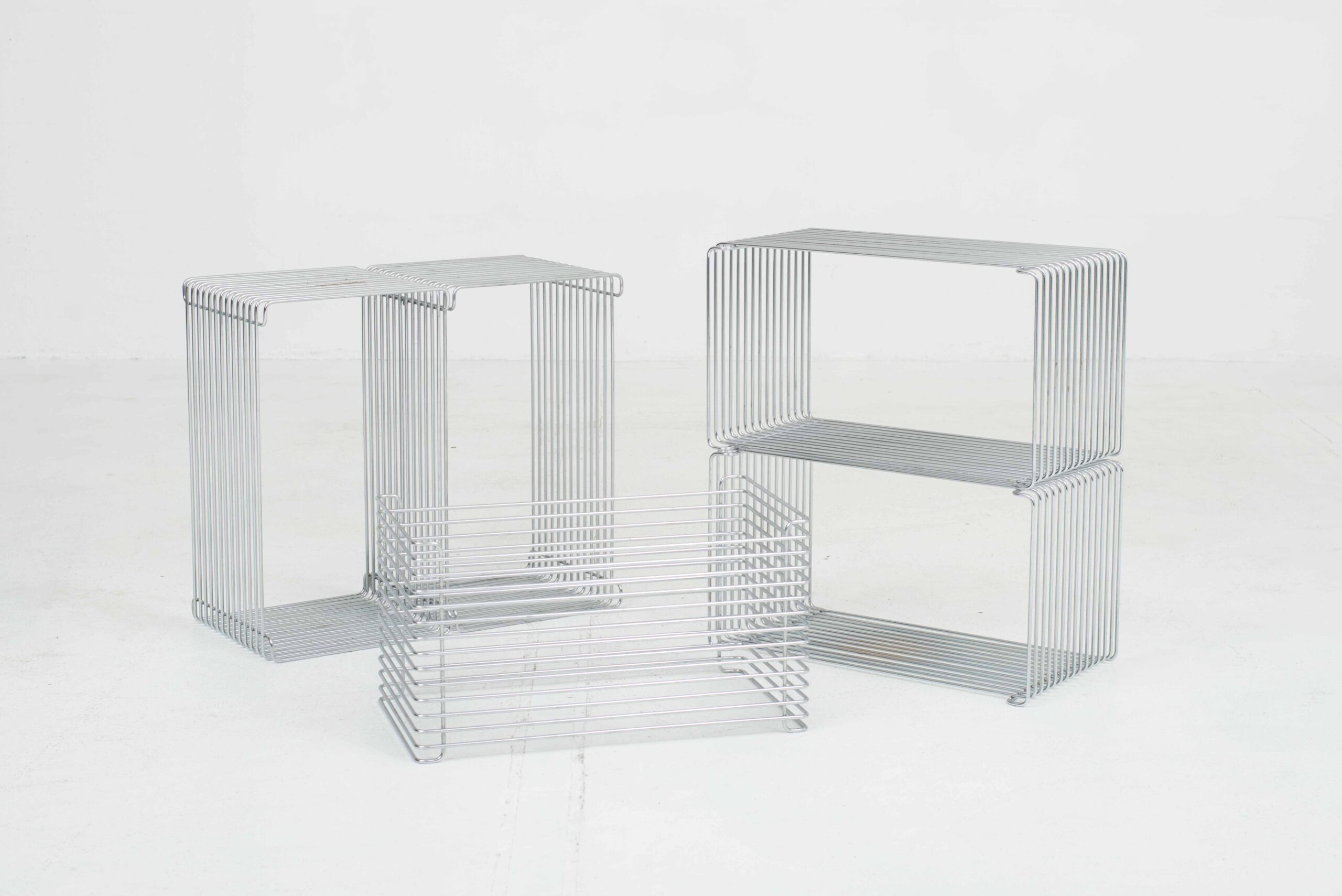Fritz Hansen Pantonova Wire Cubes von Verner Panton &#8211; verschiedene Grössen-7