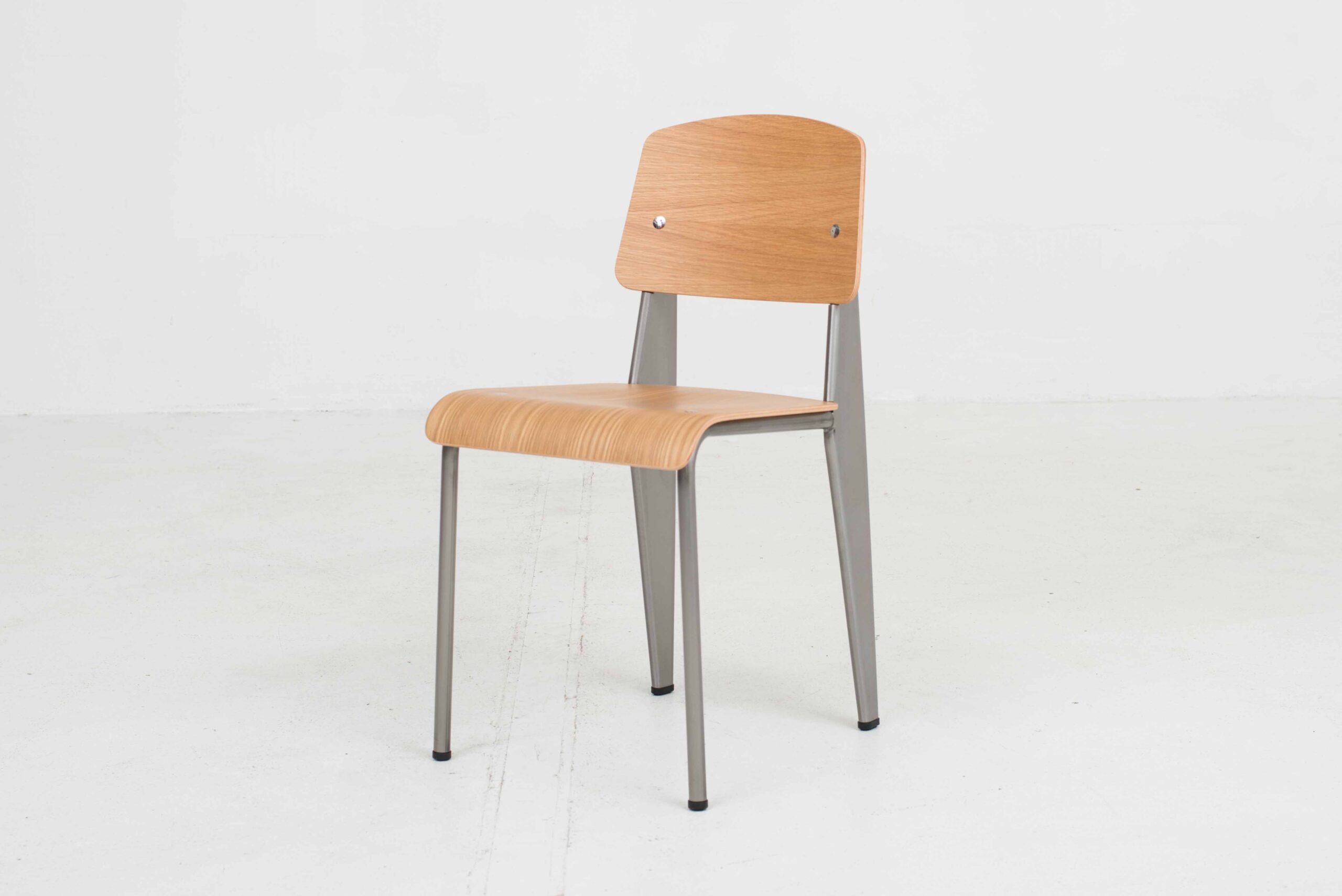 Vitra Standard Stuhl von Jean Prouvé in Métal Brut-0