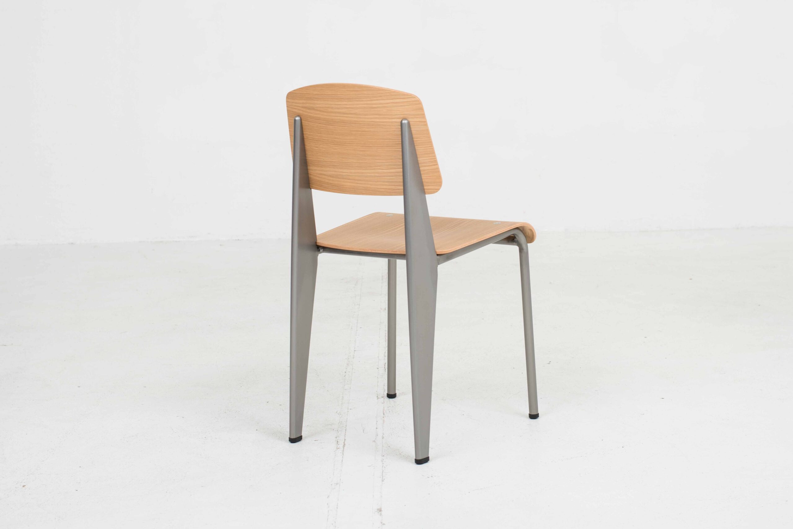 Vitra Standard Stuhl von Jean Prouvé in Métal Brut-1
