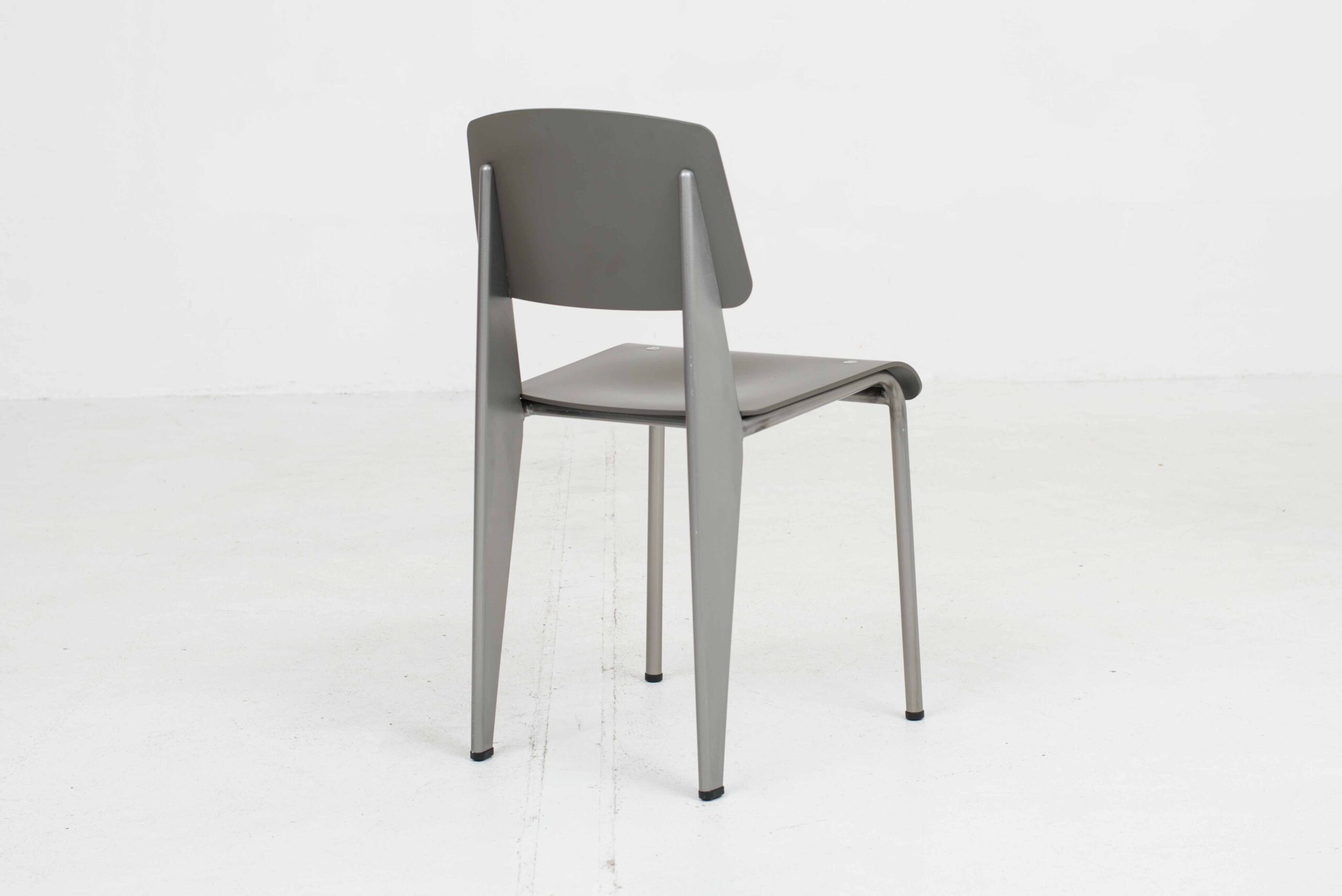 Jean Prouvé Standard SP Stuhl von Vitra in Métal Brut-1