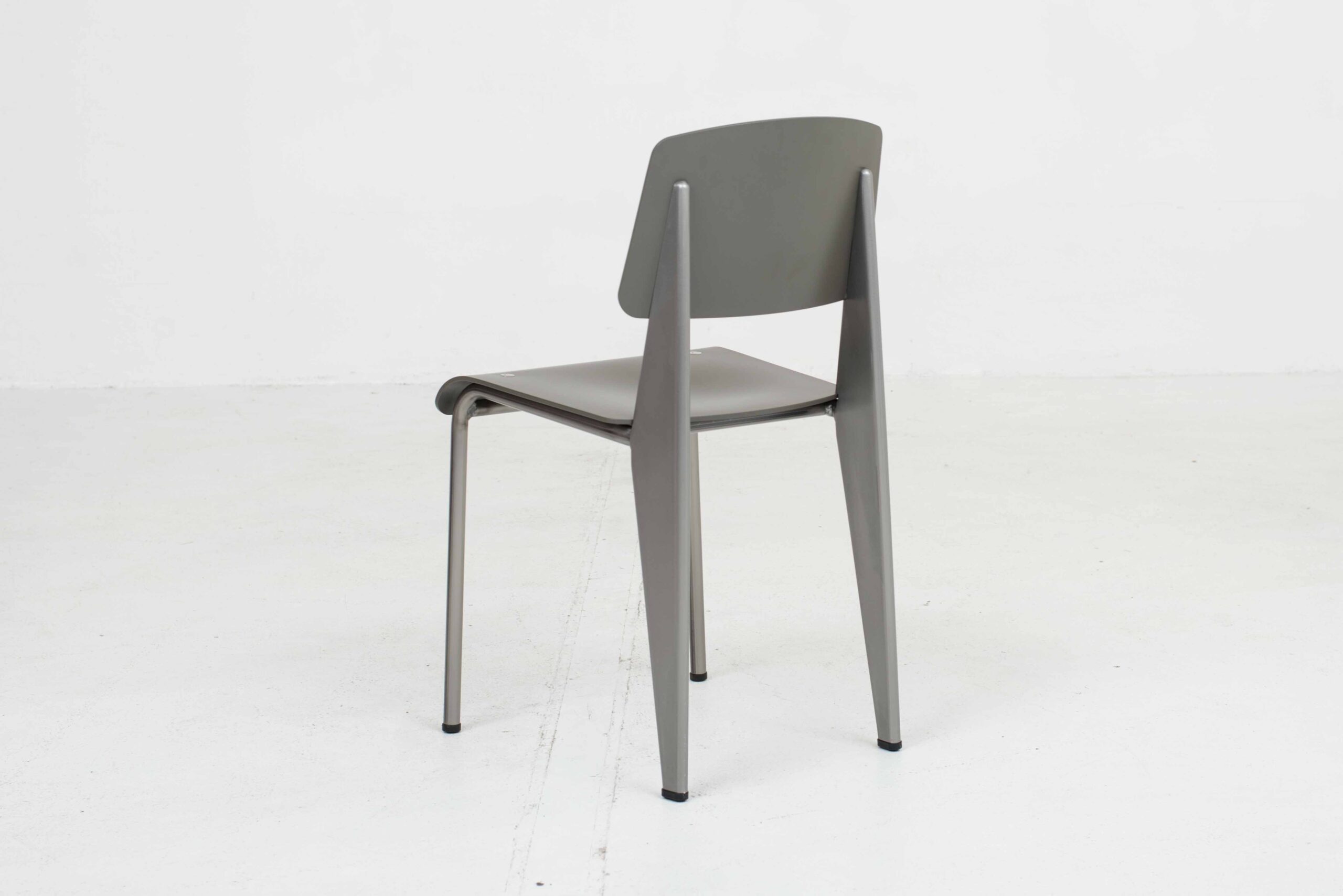 Jean Prouvé Standard SP Stuhl von Vitra in Métal Brut-2