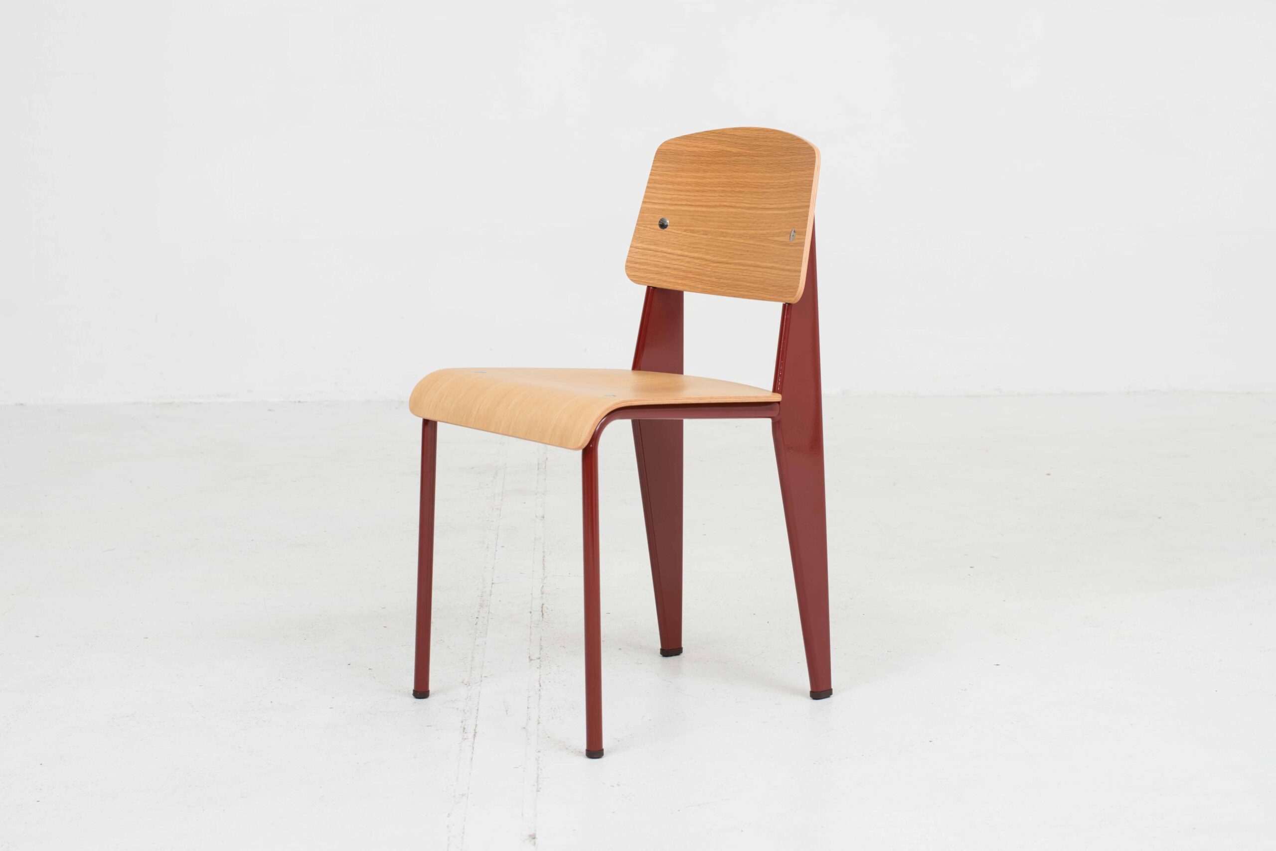 Vitra Standard Stuhl von Jean Prouvé in Japanese Red-0