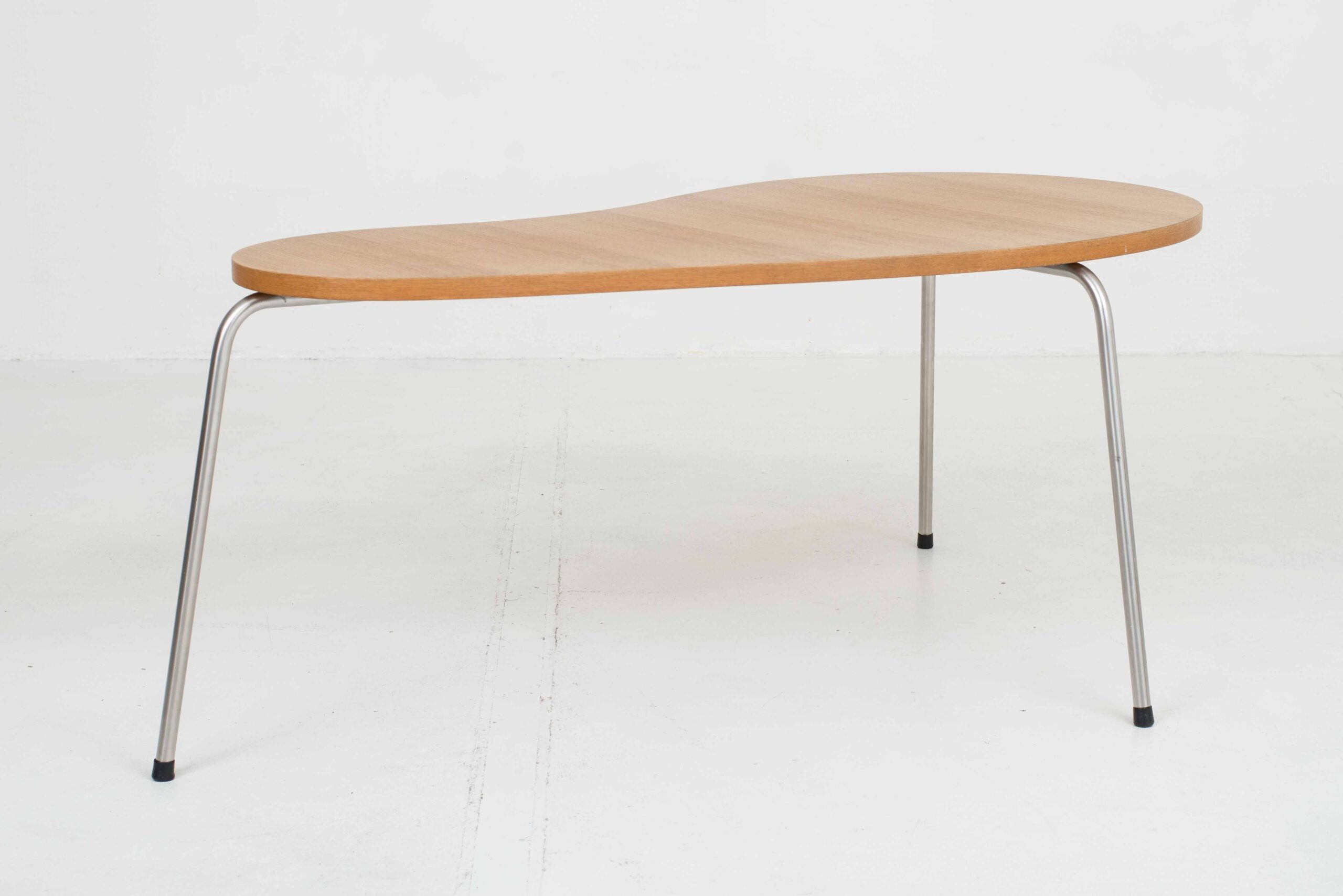 Nierenförmiger Esstisch / Schreibtisch-2