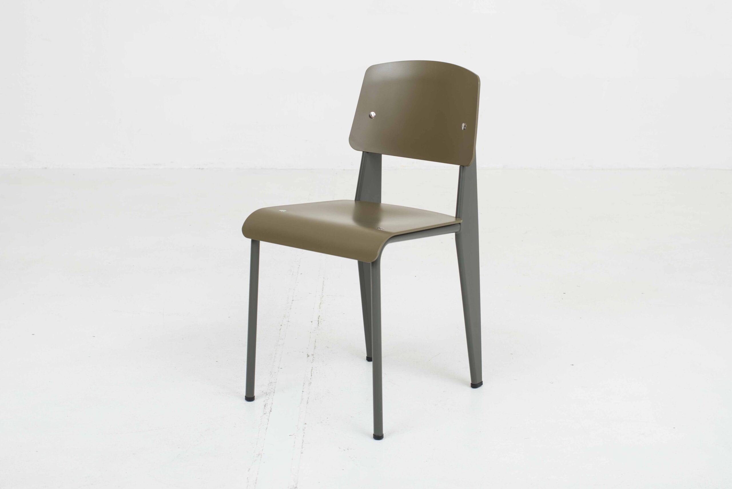 Vitra Standard SP Stuhl von Jean Prouvé-1