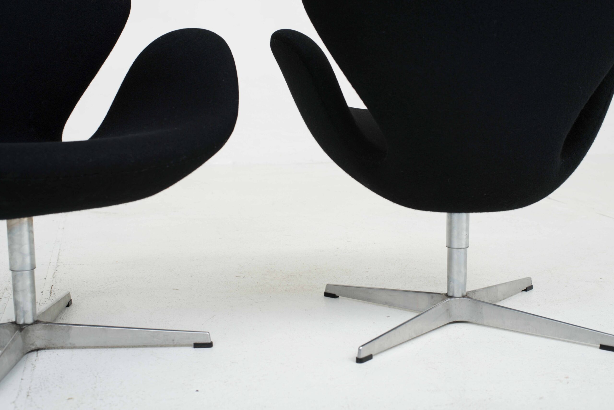 Fritz Hansen Swan Chair von Arne Jacobsen-5